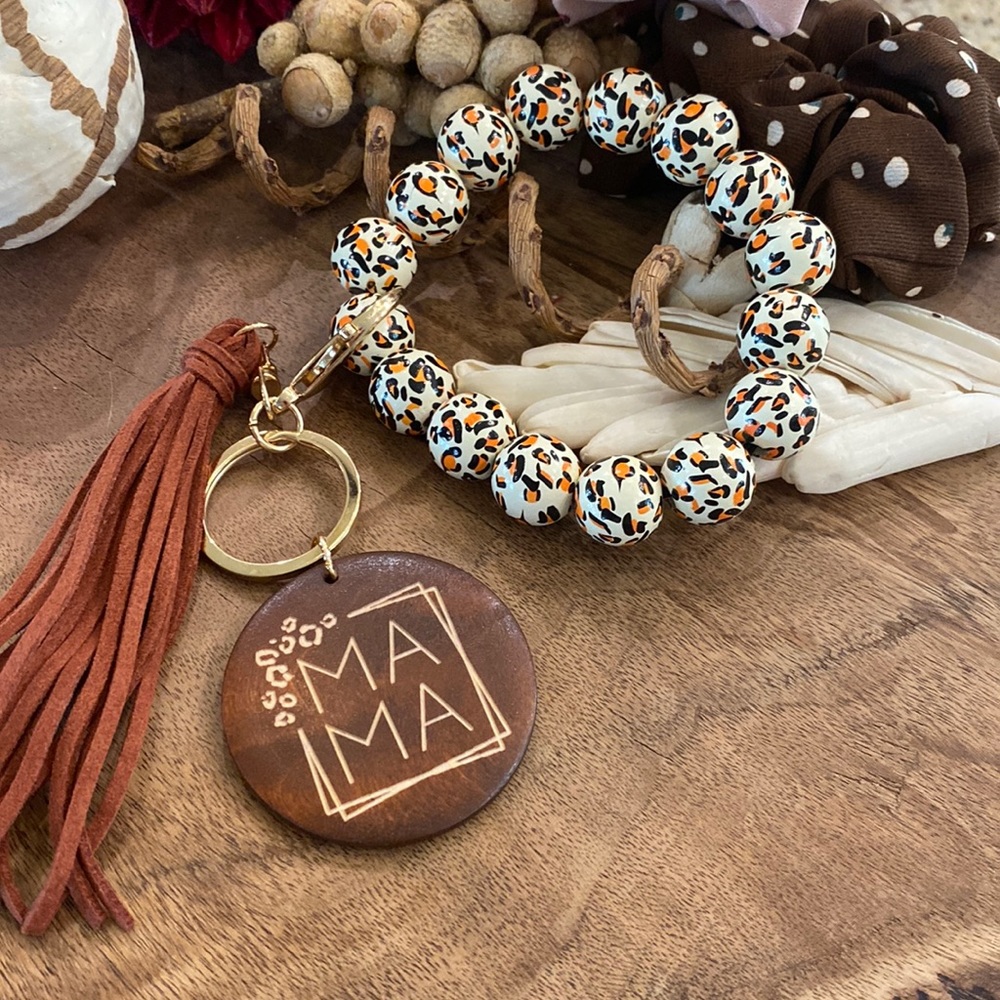Modern Boho Mama Leopard Key Ring Bracelet